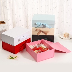 Ribbon Gift Box